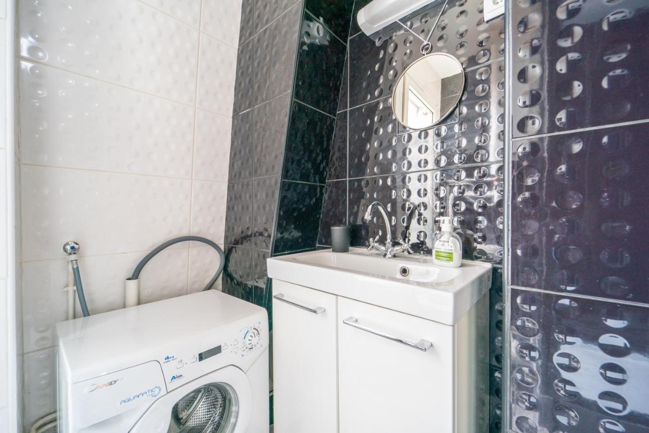 Le Sembat - Appt 2 Voyageurs Apartment Saint-Denis  Exterior photo